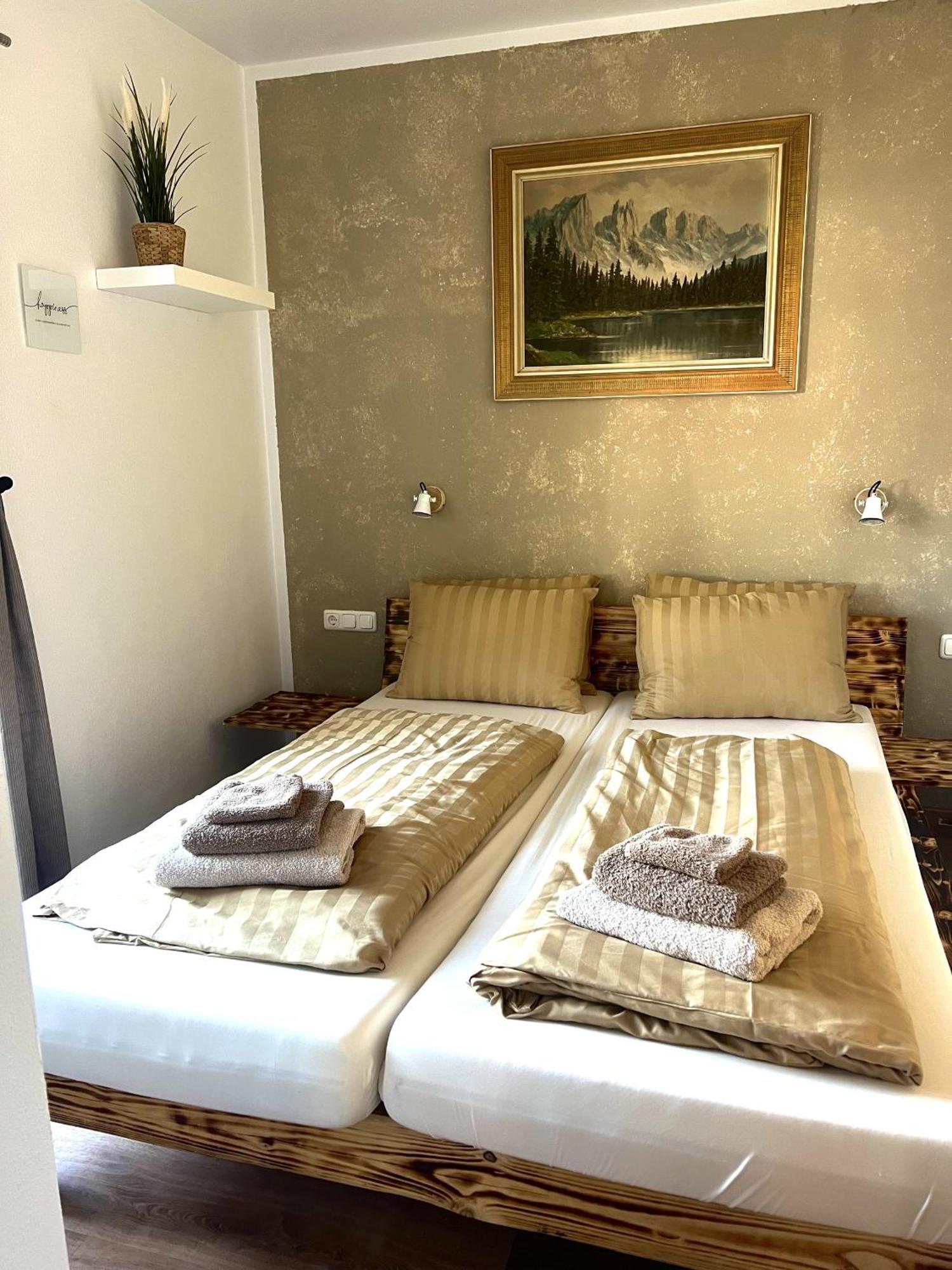 Gasthof Koenigstand Garmisch-Partenkirchen Habitación foto